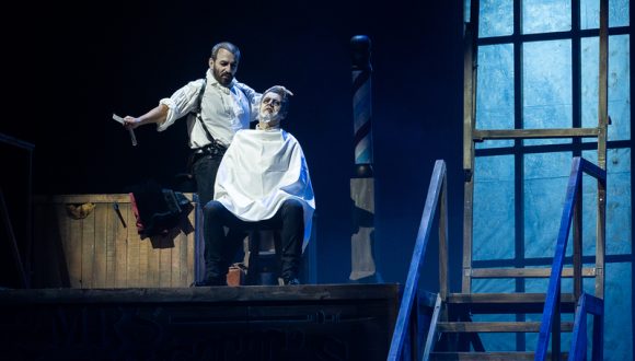 ΣΟΥΙΝΙ ΤΟΝΤ: Ο Δαιμόνιος κουρέας της fleet street